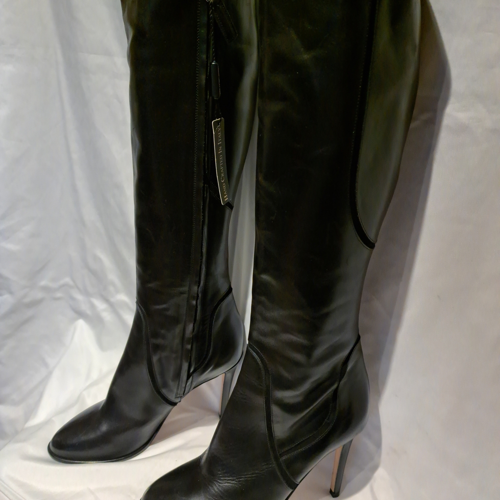 Elegant Black Leather Knee-High Boots